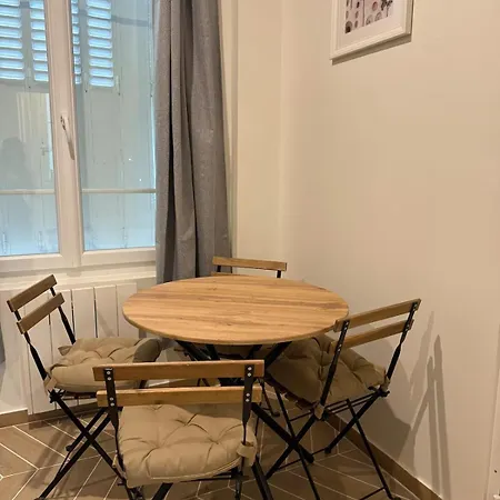 Charming Dual-unit Near Bastille
